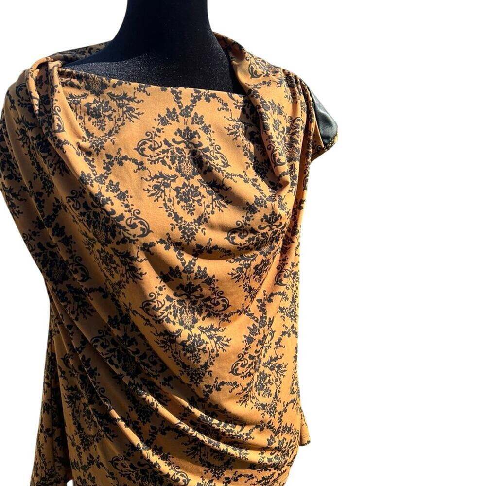 Dressbarn Women’s M top, short sleeve damask print pleather accent
